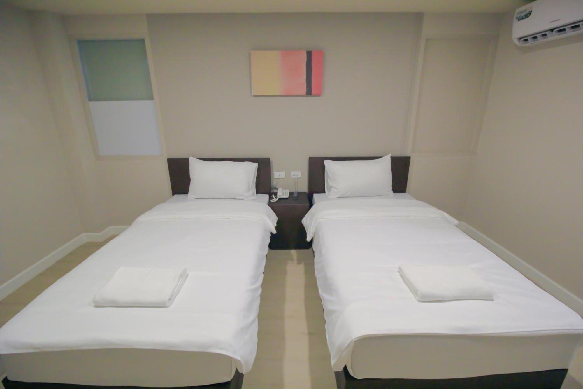 The Sea Bangsaen Hotel Екстериор снимка