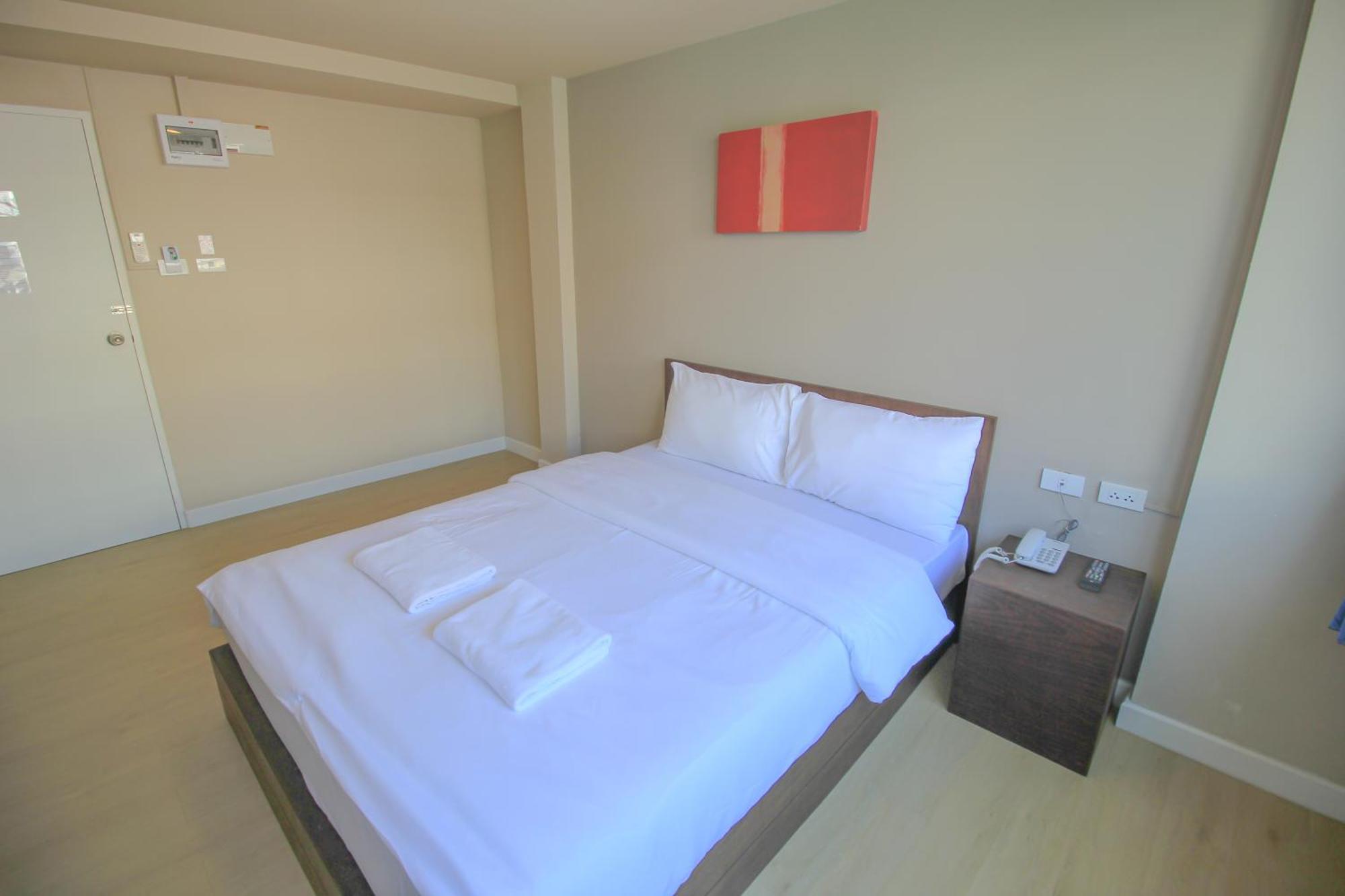 The Sea Bangsaen Hotel Екстериор снимка
